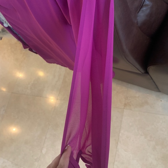 Beautiful vibrant Romeo and Juliet top - Picture 4 of 4